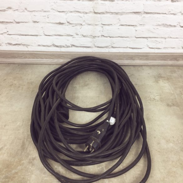 Verlängerungskabel / 230 V / 26 Meter