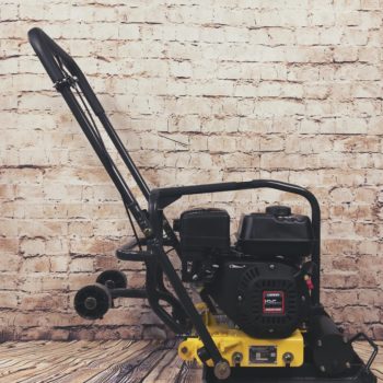 Rüttelplatte / Bodenverdichter / Rüttler / 58 kg