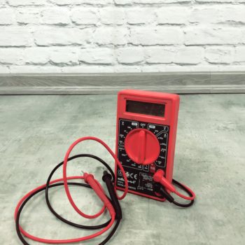 Vielfachmessgerät / Multimeter / Volmeter / Strommesser