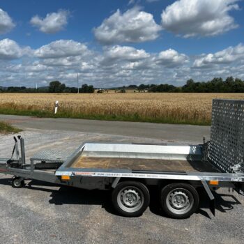 2,7t Baumaschinenanhänger 260 x 150 cm